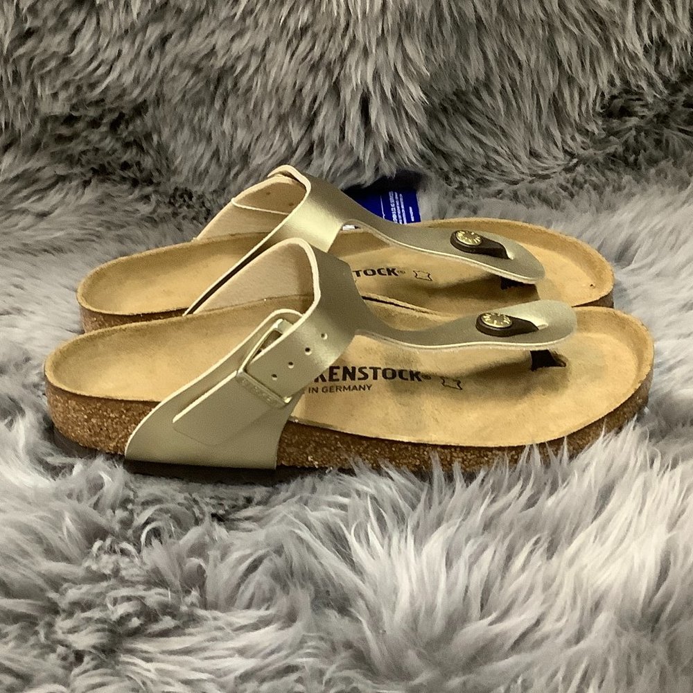 Birkenstock | Women's Gizeh BS Sandals | Gold | Various Sizes - Picture 3 of 6